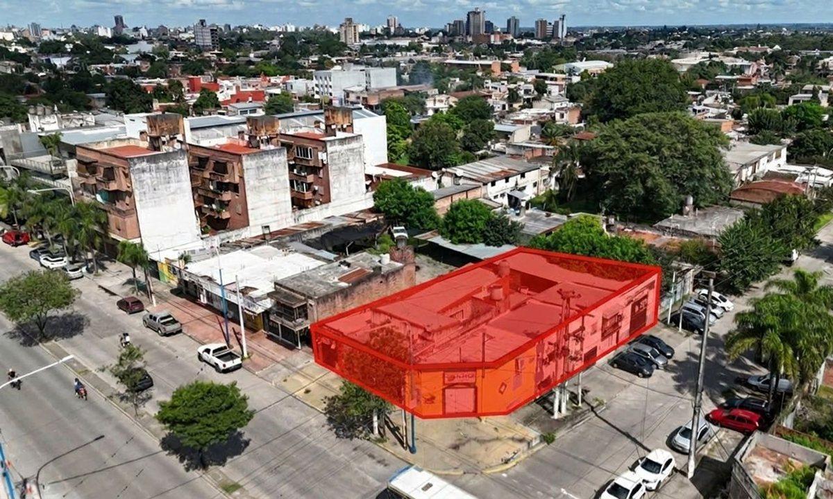 Foto de VENTA ESQUINA AV. BELGRANO Y AZCUENAGA 560M2, imagen 1