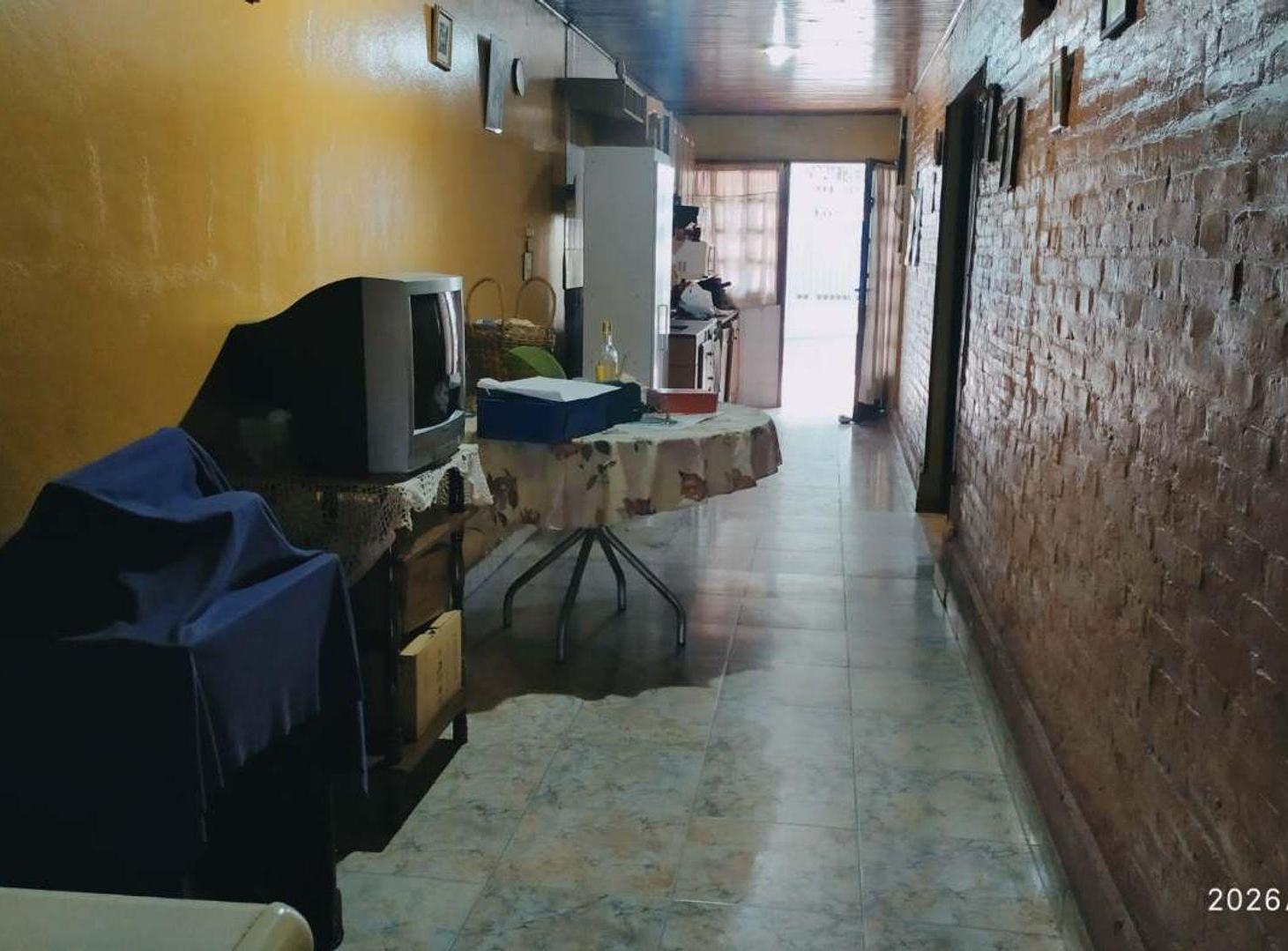 Foto de En Venta Casa 3 Dorm. Barrio sur- Apta a crédito, imagen 3