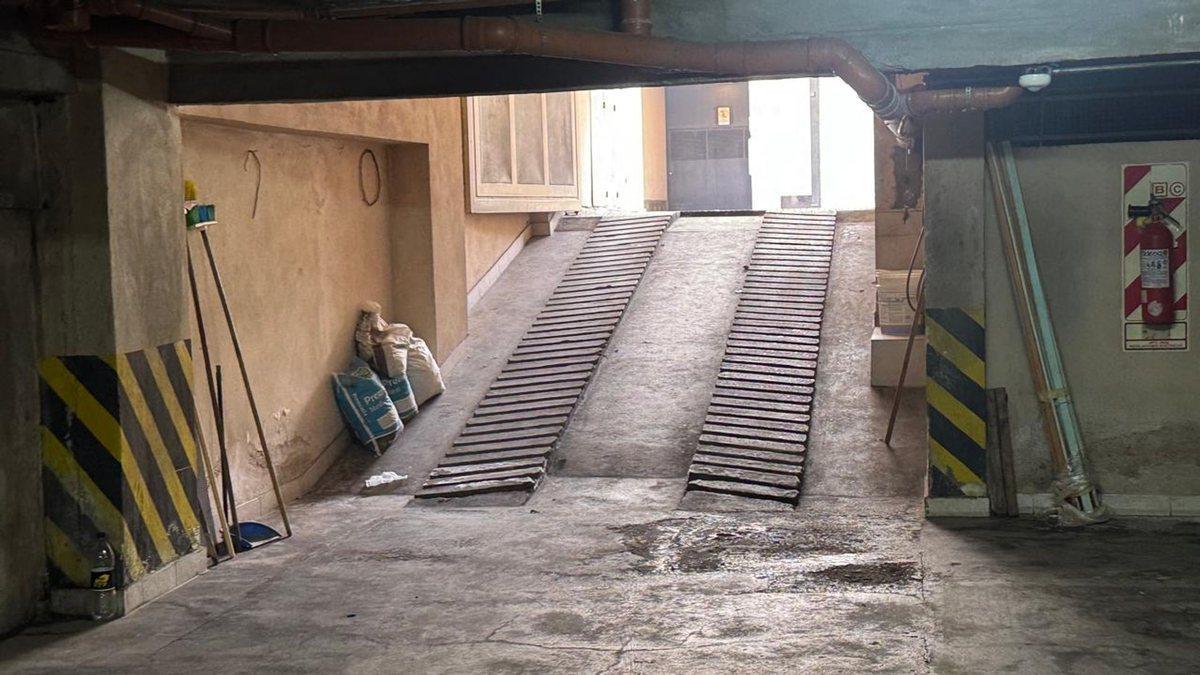 Foto de VENTA COCHERA CÉNTRICA EXCELENTE INVERSIÓN, imagen 2