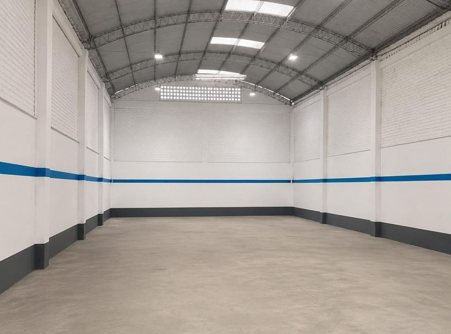 Foto de VENTA GALPON 240m2 ALTURA 6m AV ROCA 2200, imagen 3