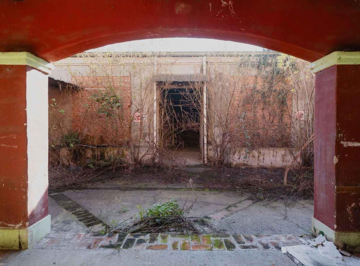 Foto de ALQUILER MEGA LOCAL PERSIA CALLE SALTA, imagen 5