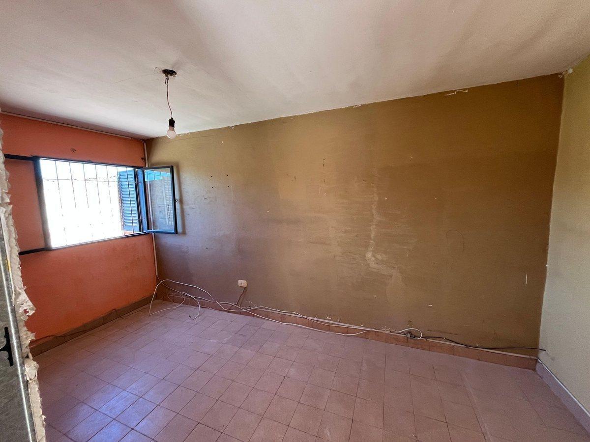 Foto de VENTA DE CASA 3 DOR. A REFACCIONAR -B GRAFICO II, imagen 4