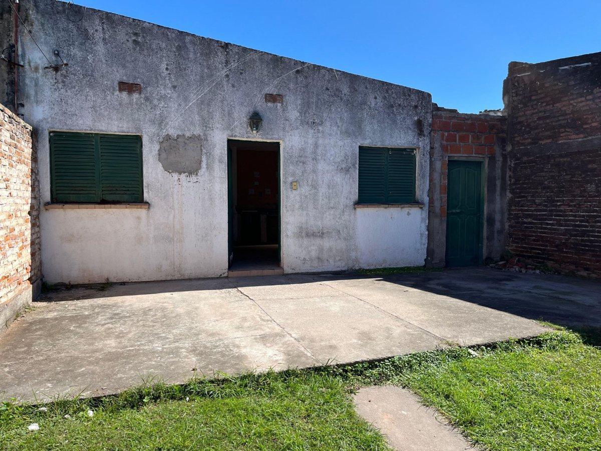 Foto de VENTA DE CASA 3 DOR. A REFACCIONAR -B GRAFICO II, imagen 1
