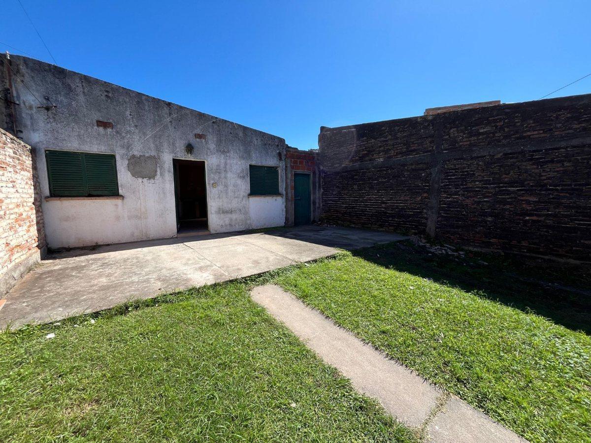 Foto de VENTA DE CASA 3 DOR. A REFACCIONAR -B GRAFICO II, imagen 3