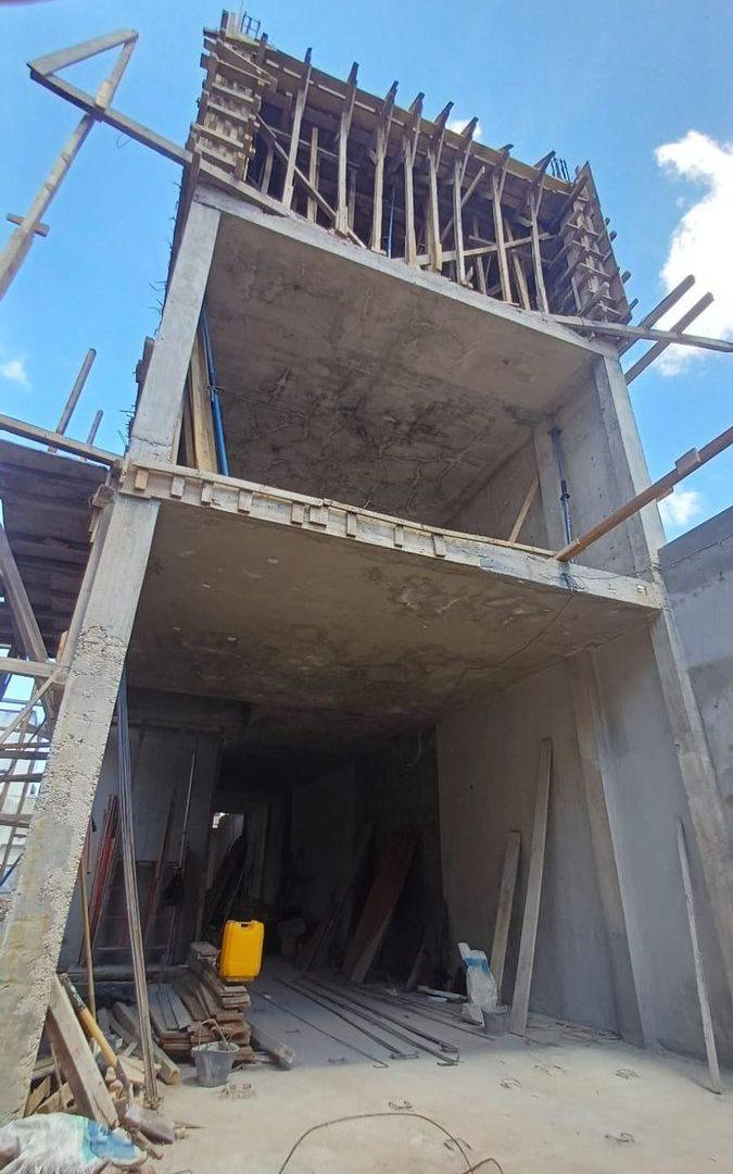 Foto de VENTA LOCAL COMERCIAL - A ESTRENAR - ZONA CENTRO, imagen 3