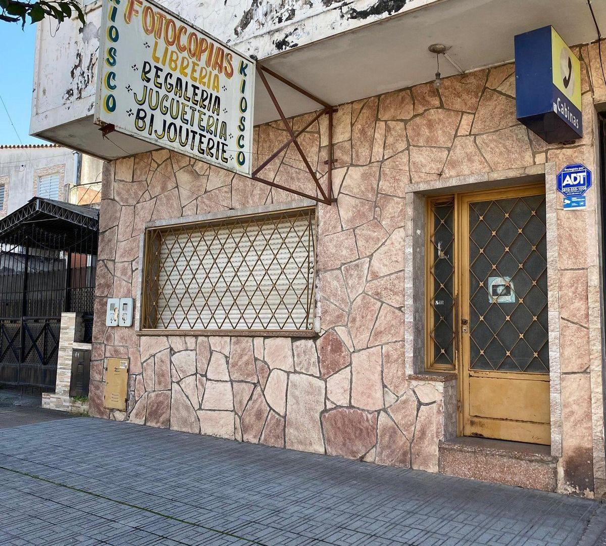 Foto de SE VENDE PROPIEDAD A REFACCIONAR 544M2 -VILLA ALEM, imagen 1