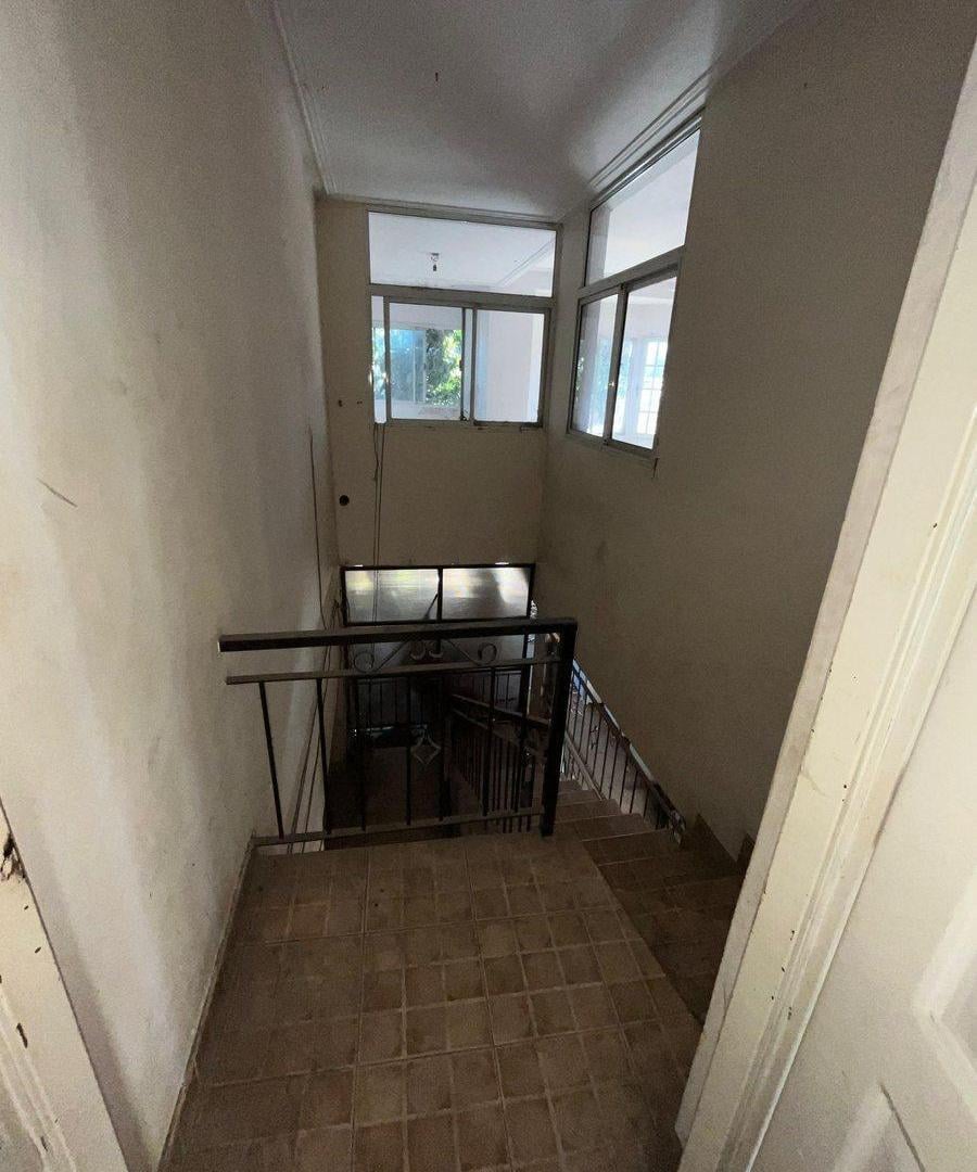 Foto de SE VENDE PROPIEDAD A REFACCIONAR 544M2 -VILLA ALEM, imagen 5
