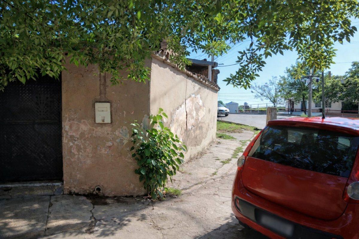 Foto de CASA ESQUINA-AMPLIO TERRENO Y POTENCIAL COMERCIAL, imagen 1