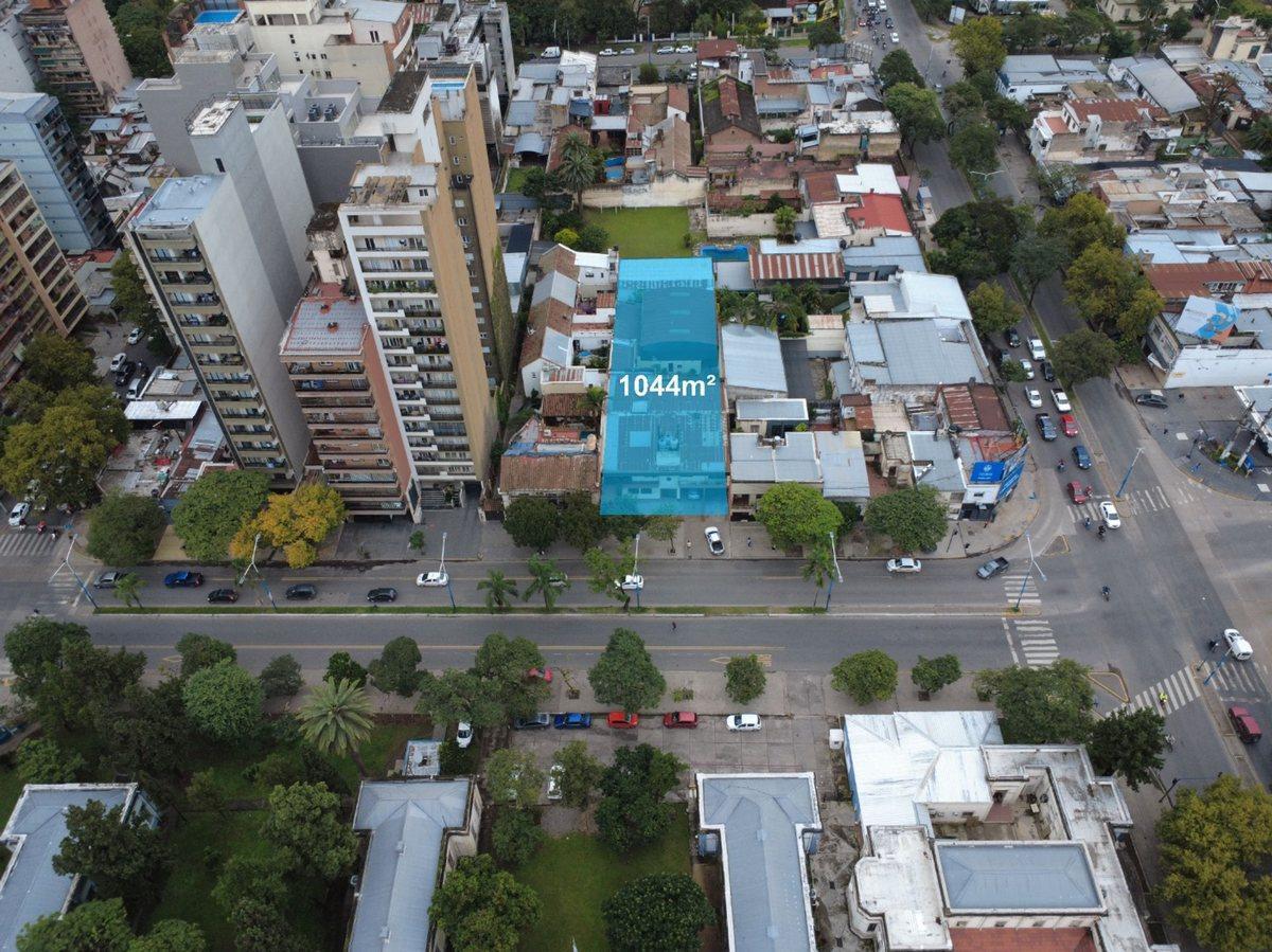 Foto de VENTA PROPIEDAD MULTIESPACIO FRENTE AMPLIO B°NORTE, imagen 2