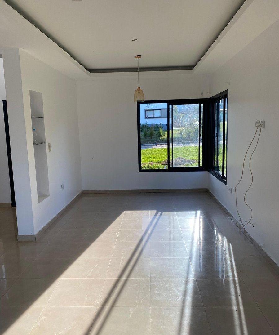 Foto de VENTA CASA COUNTRY LOMALINDA 3 DORMITORIOS C/PILET, imagen 4