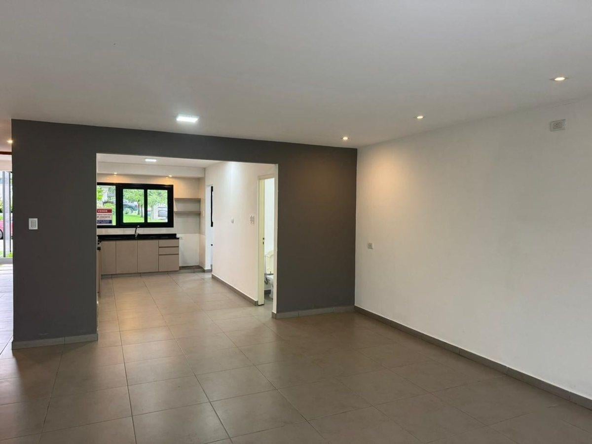 Foto de Venta casa 3 dormitorios El Pinar 2 Tafí Viejo, imagen 3
