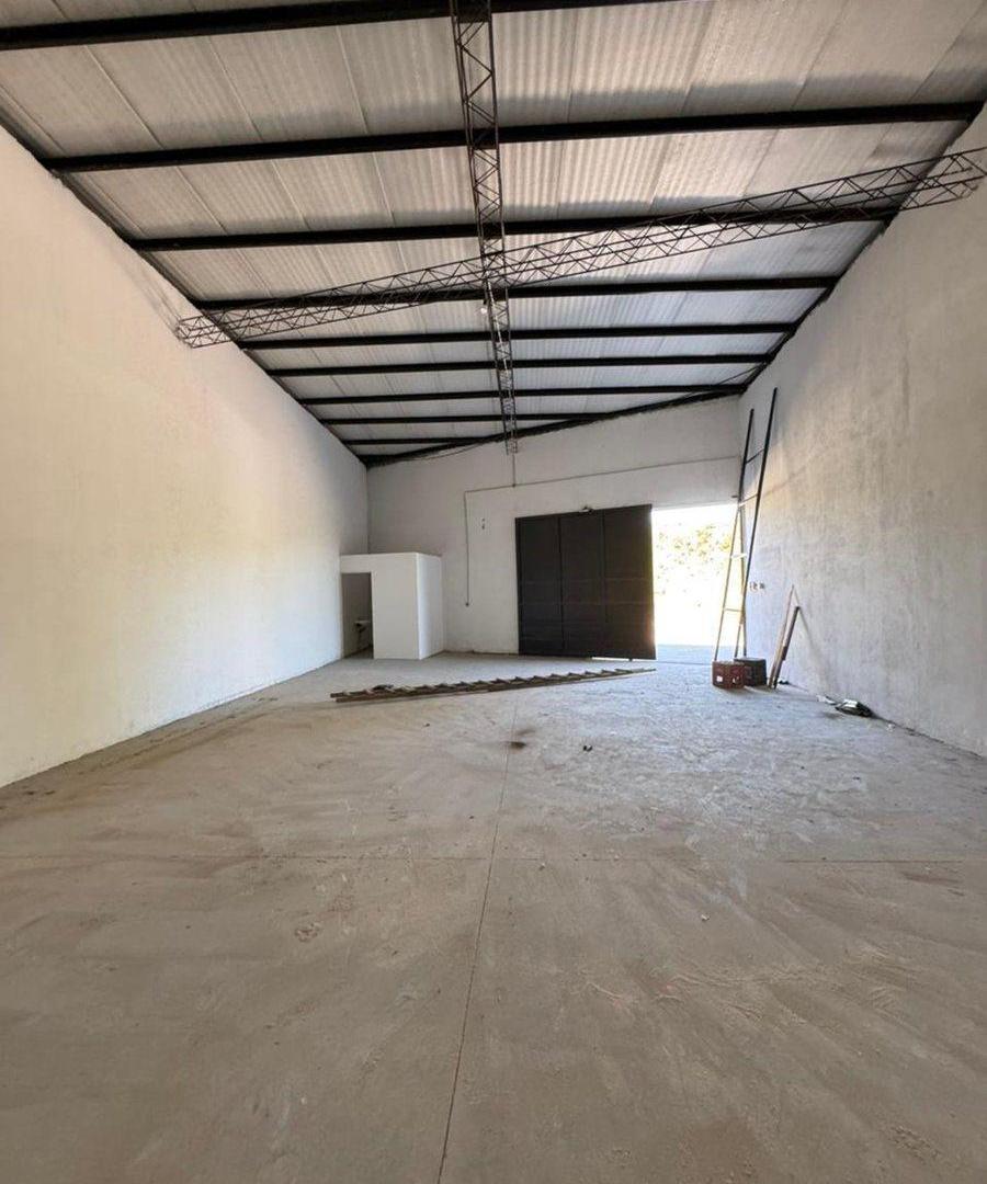 Foto de ALQUILER DEPOSITO ZONA MERCOFRUT 111 MT2, imagen 3