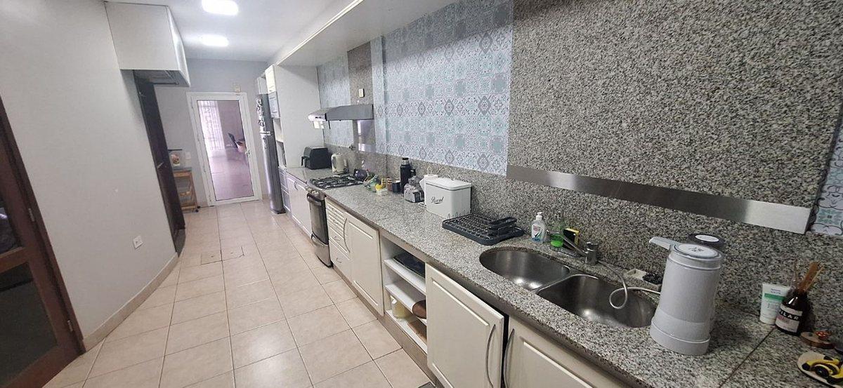 Foto de VENTA CASA PREMIUM 4 DORM BARRIO SUR C/RENTA, imagen 3