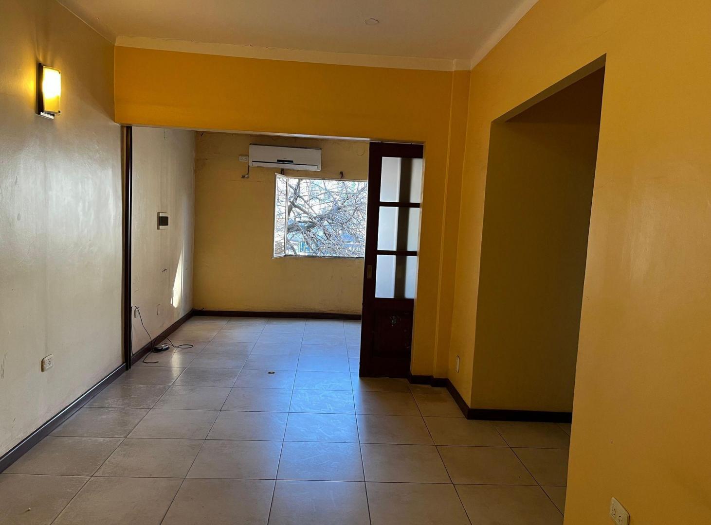 Foto de VENTA DPTO 1 DORMITORIO 53 M2 C/ BAULERA - B. SUR, imagen 1