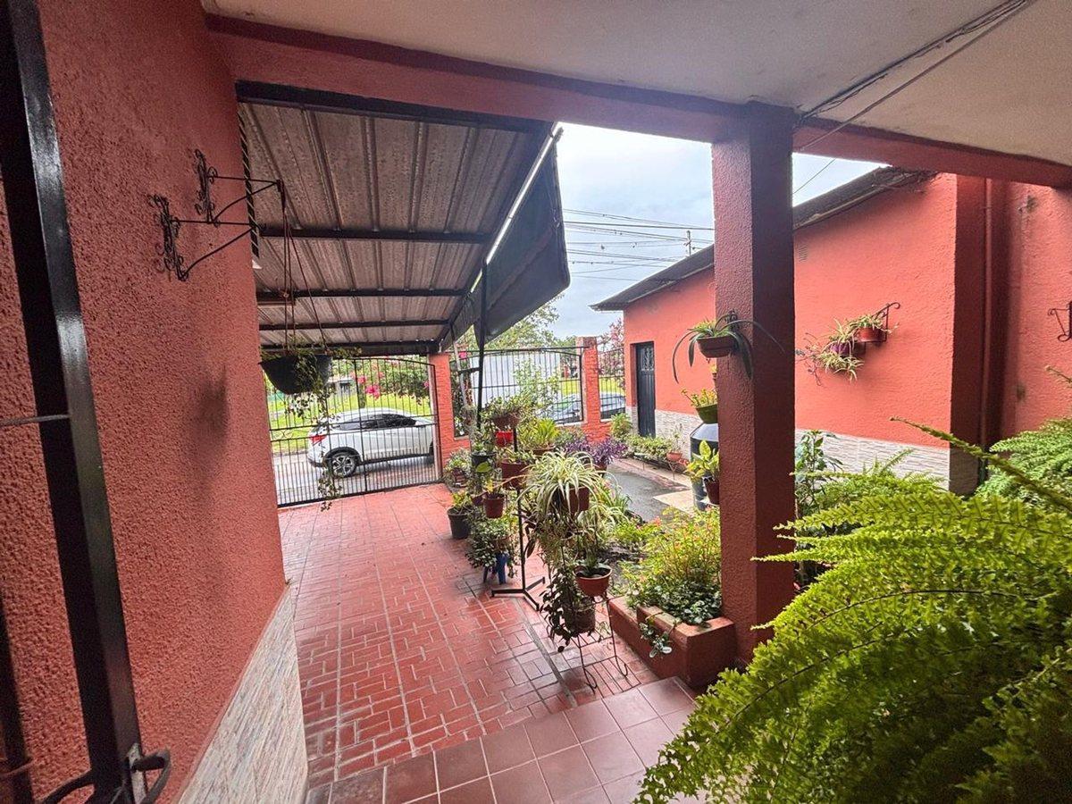 Foto de VENTA CASA 3 DORMITORIOS ZONA AV AMERICA, imagen 5