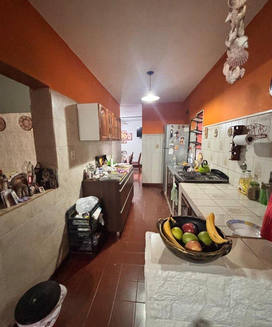 Foto de VENTA CASA 3 DORMITORIOS ZONA AV AMERICA, imagen 3