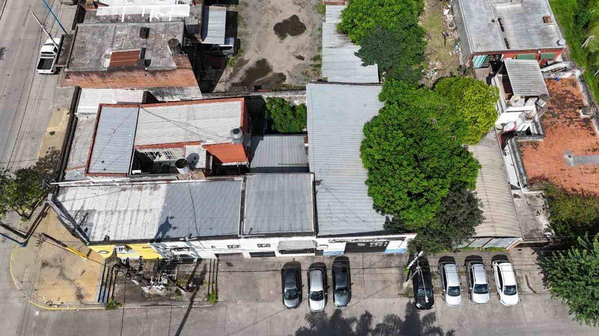 Foto de VENTA ESQUINA AV. BELGRANO Y AZCUENAGA 560M2, imagen 4
