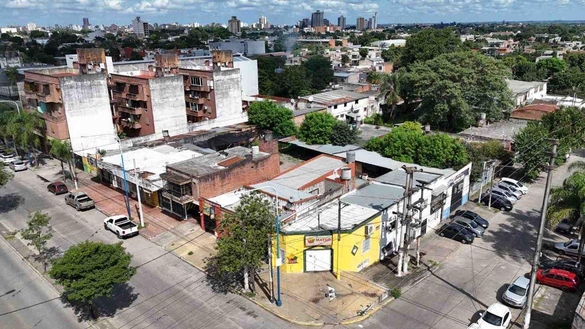 Foto de VENTA ESQUINA AV. BELGRANO Y AZCUENAGA 560M2, imagen 1