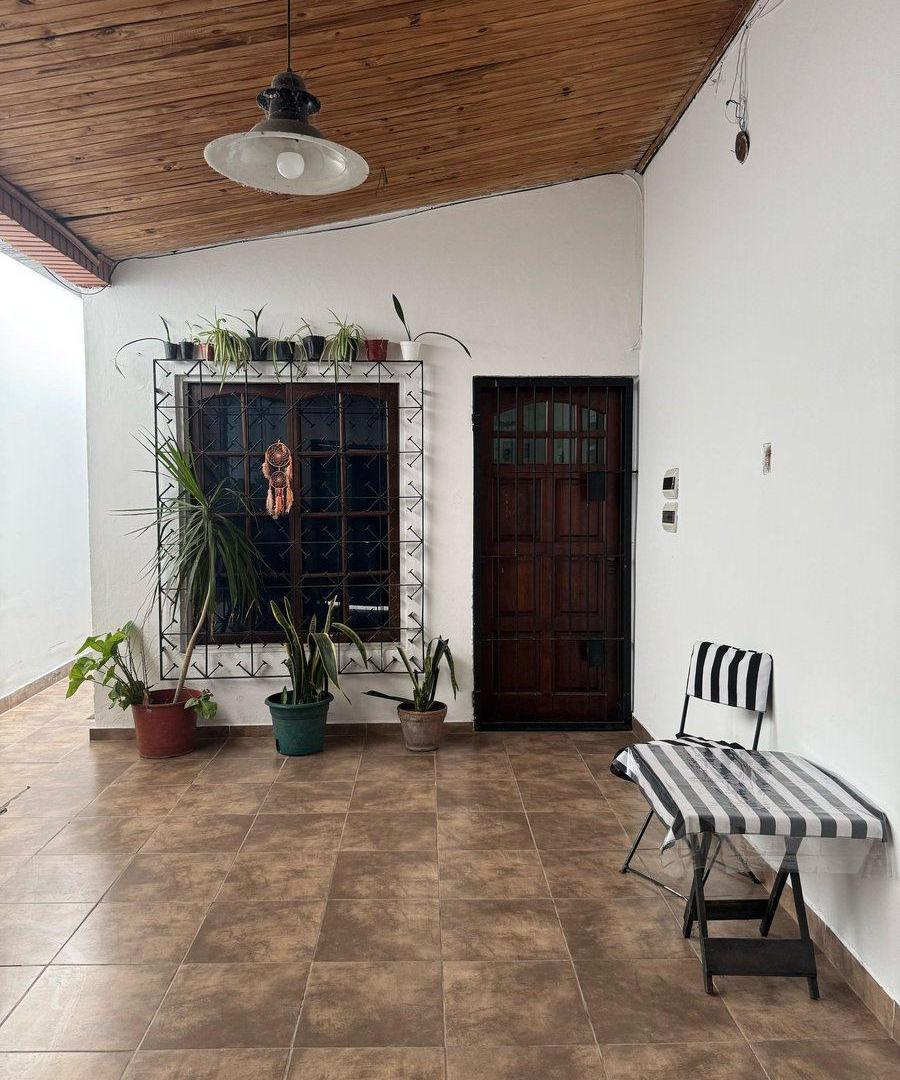 Foto de VENTA CASA SAN MIGUEL DE TUCUMAN, imagen 1