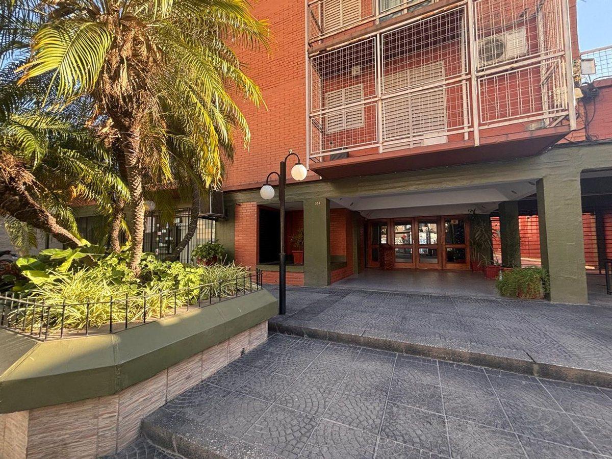 Foto de VENDO DEPTO 3 DORMITORIOS BARRIO NORTE, imagen 2