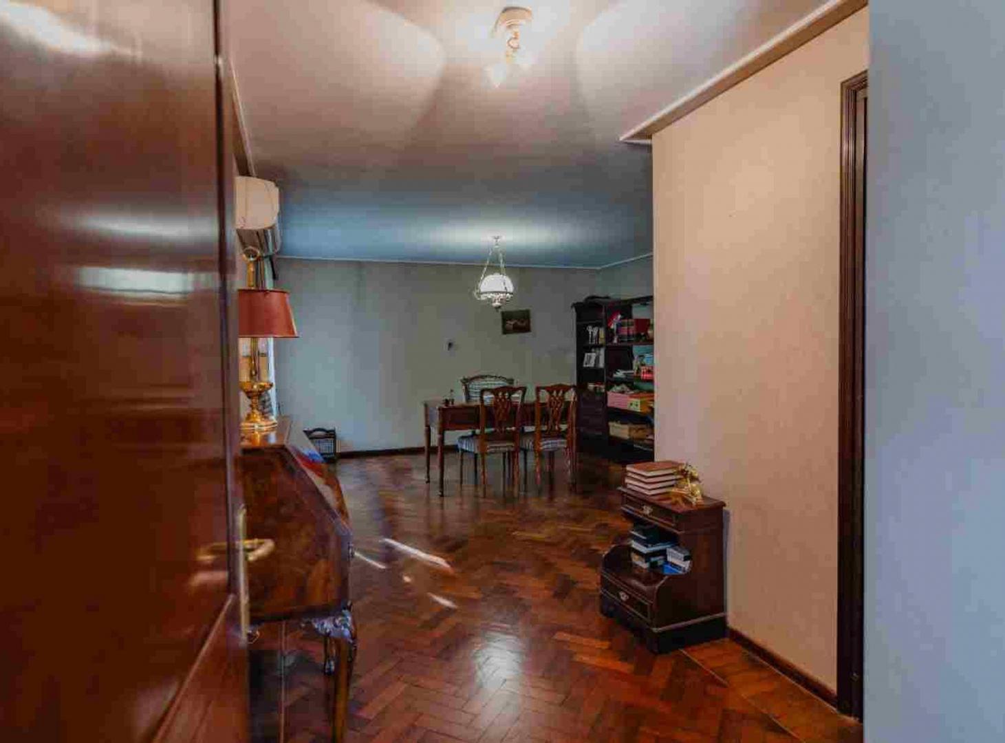 Foto de VENTA CASA DE CATEGORIA AVENIDA MATE DE LUNA 3050, imagen 5