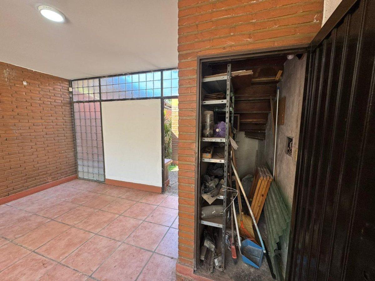 Foto de VENTA CASA 3 DORMITORIOS -AV. ADOLFO DE LA VEGA 50, imagen 1