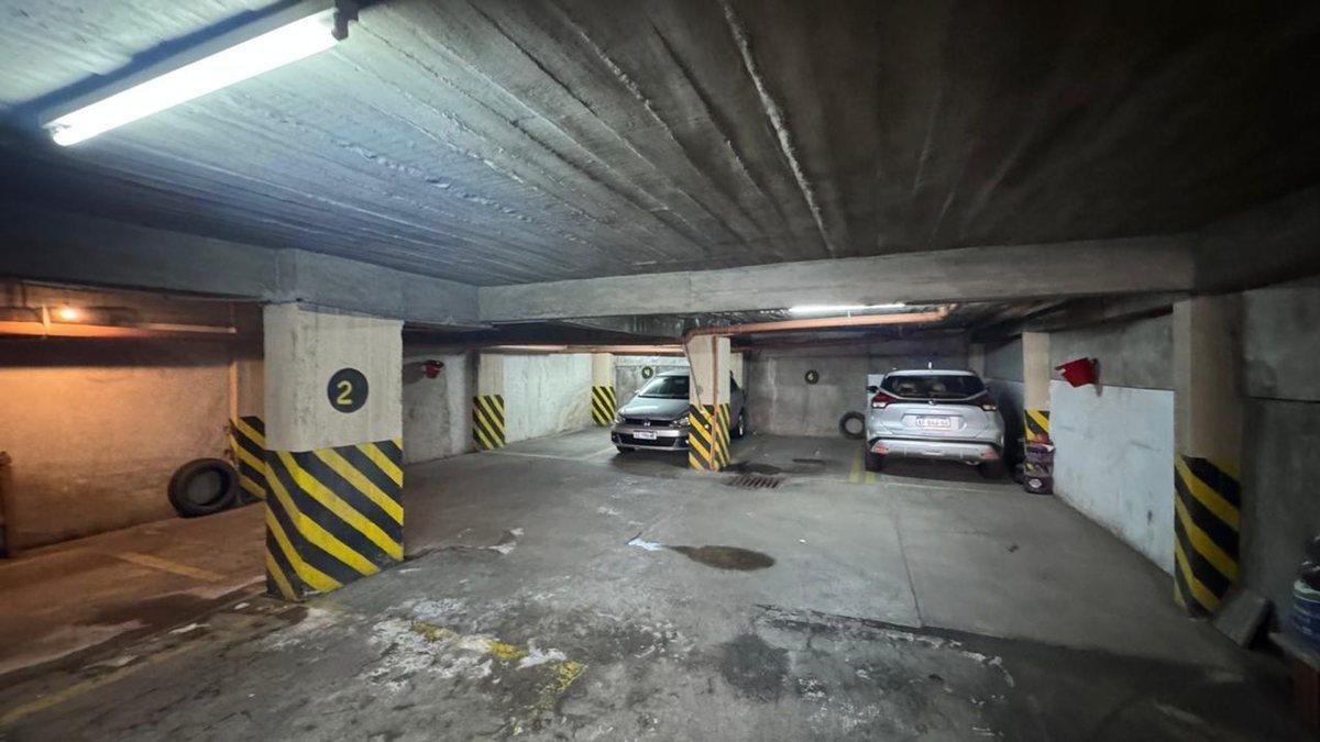 Foto de VENTA COCHERA CÉNTRICA EXCELENTE INVERSIÓN, imagen 5