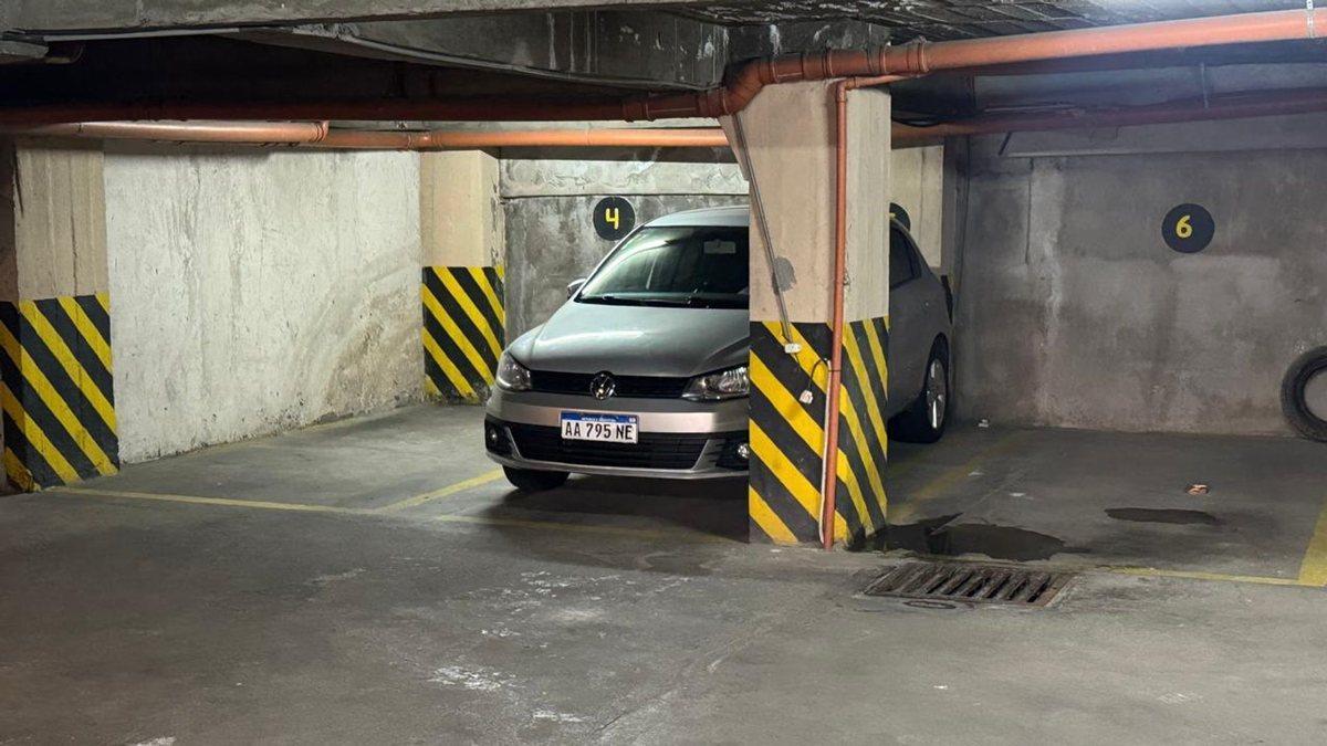 Foto de VENTA COCHERA CÉNTRICA EXCELENTE INVERSIÓN, imagen 4