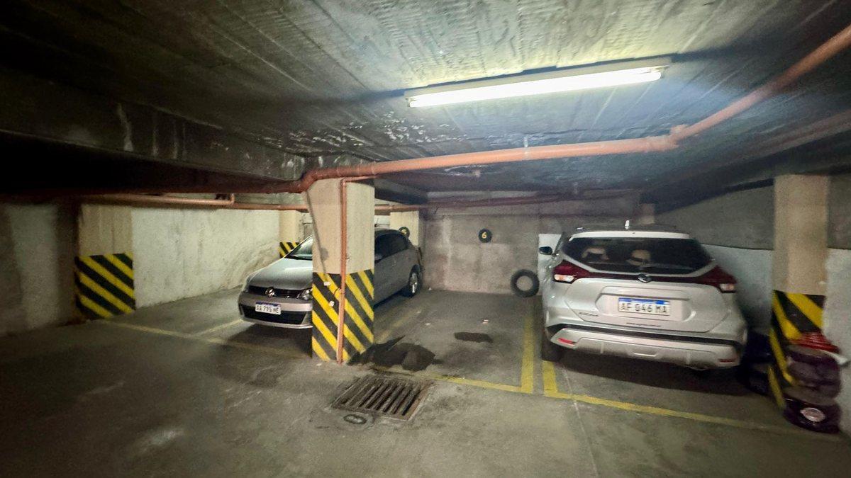 Foto de VENTA COCHERA CÉNTRICA EXCELENTE INVERSIÓN, imagen 3