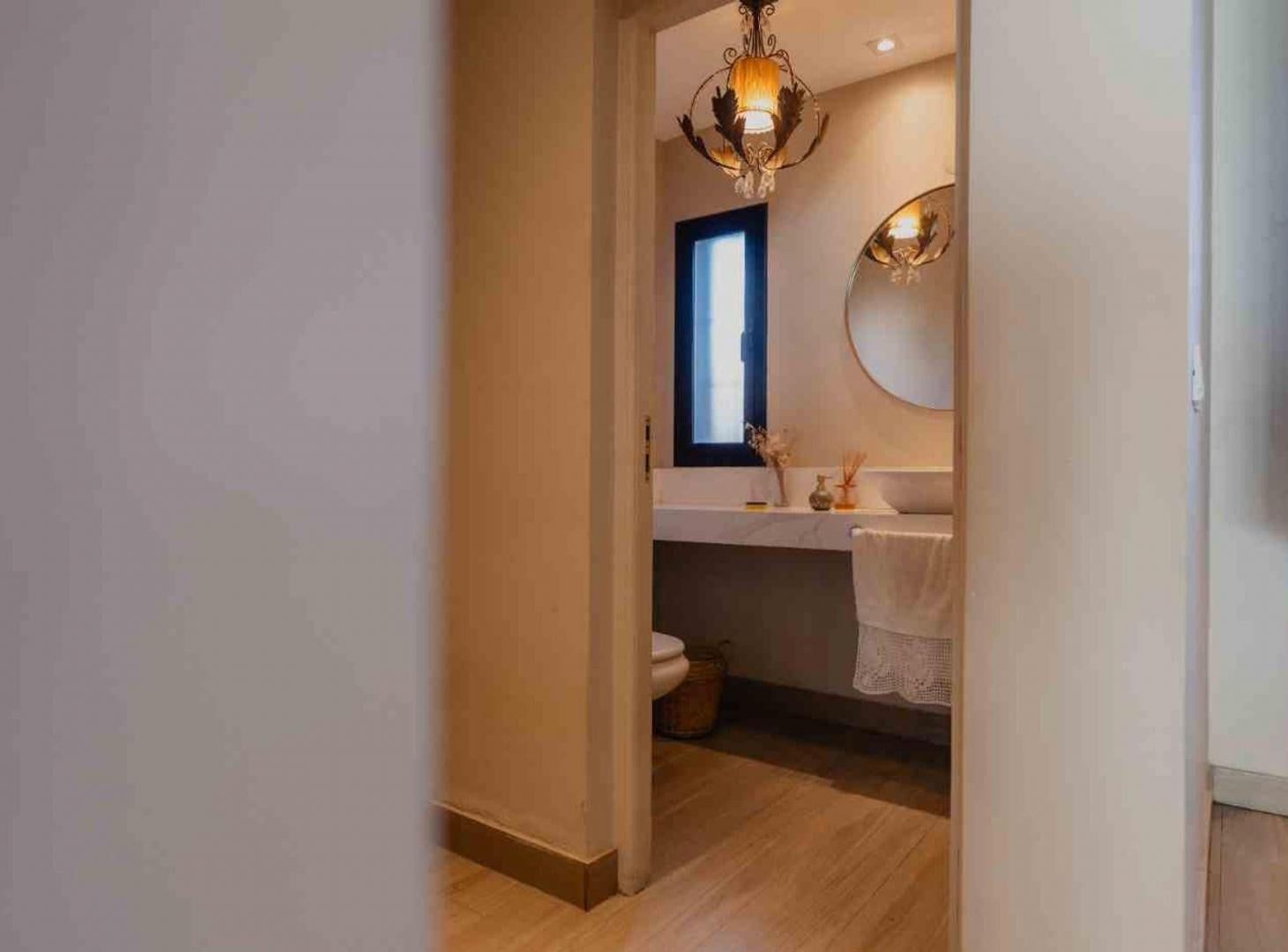 Foto de Venta Casa 4 Dormitorios con Pileta Yerba Buena, imagen 3