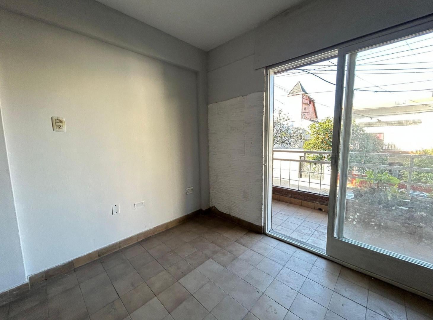 Foto de VENTA EDIFICIO COMPLETO BARRIO SUR | 8 UNIDADES, imagen 1