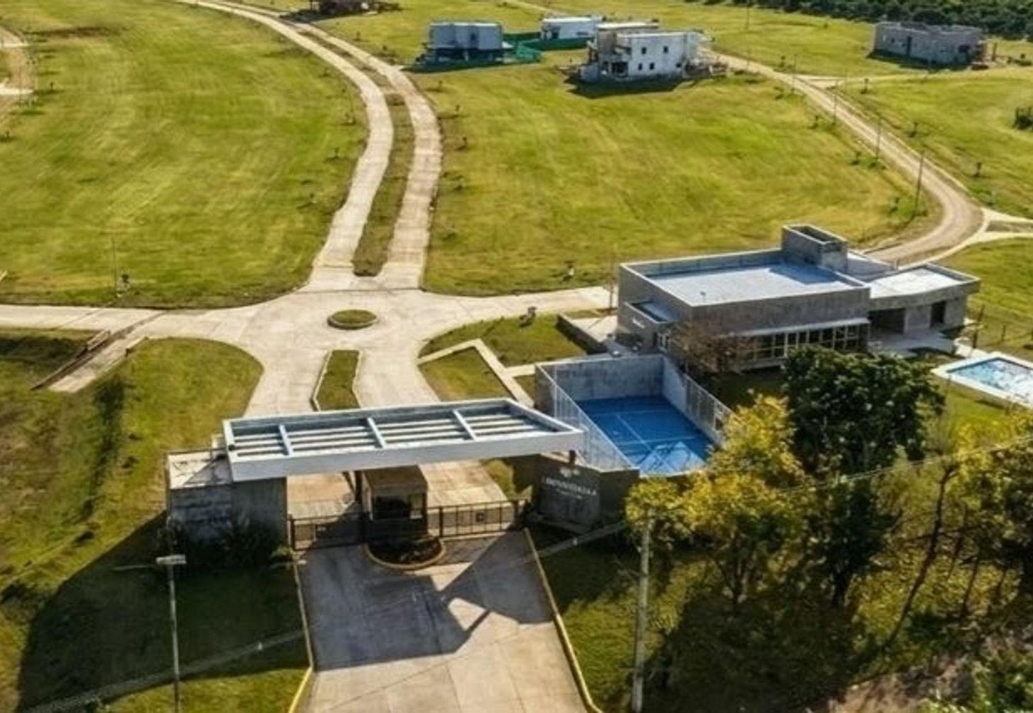Foto de OPORTUNIDAD LOTE EN CALLE PRINCIPAL -LABRADORES II, imagen 4