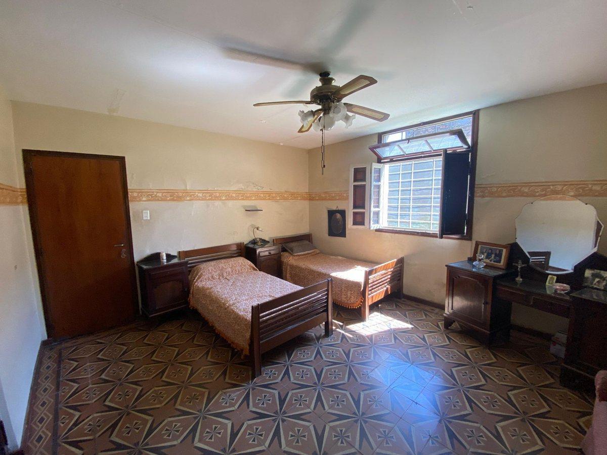 Foto de VENTA CASA 3 DORMITORIOS - VIAMONTE 1.200, imagen 4