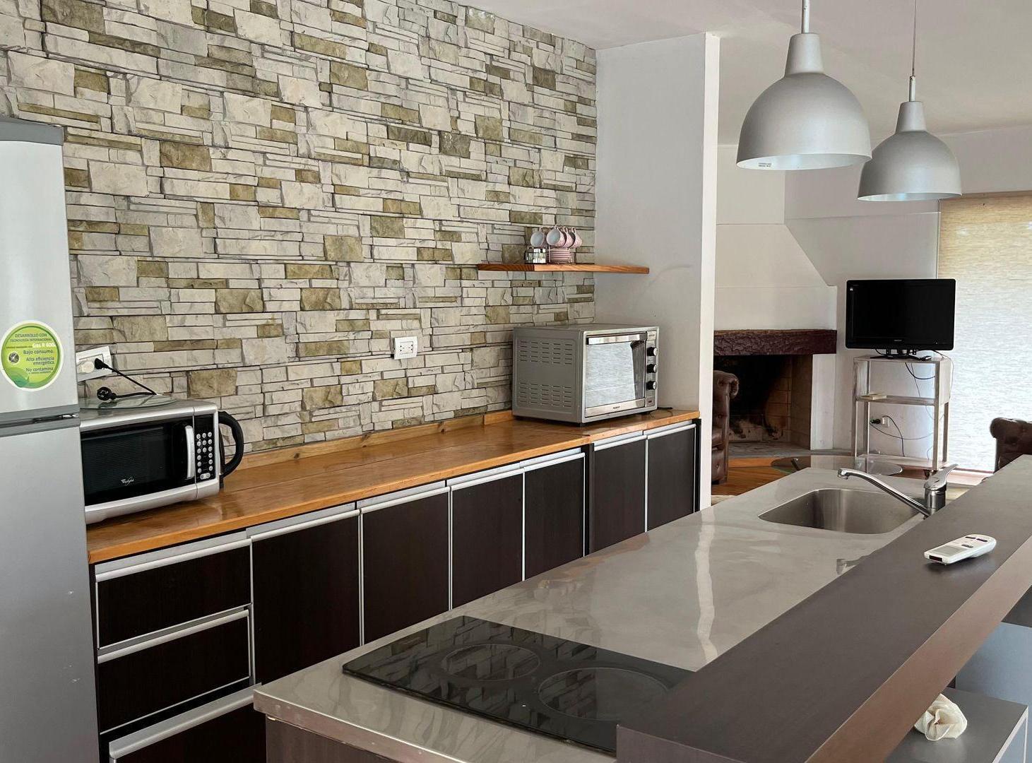 Foto de VENTA DE CASA BOUTIQUE (AMOBLADA) C/PILETA EN RACO, imagen 4