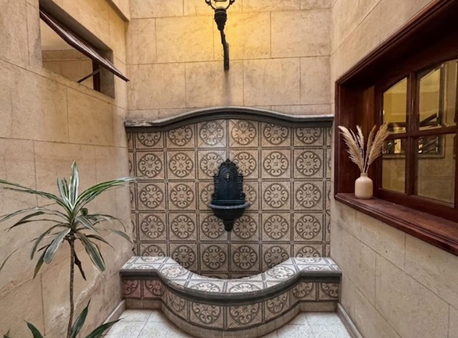 Foto de ALQUILER COMERCIAL EXCLUSIVA CASA BARRIO SUR, imagen 4