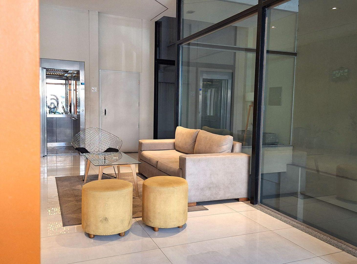 Foto de VENTA DPTO 1 DORM CON TERRAZA EXCLUSIVA BARRIO SUR, imagen 1
