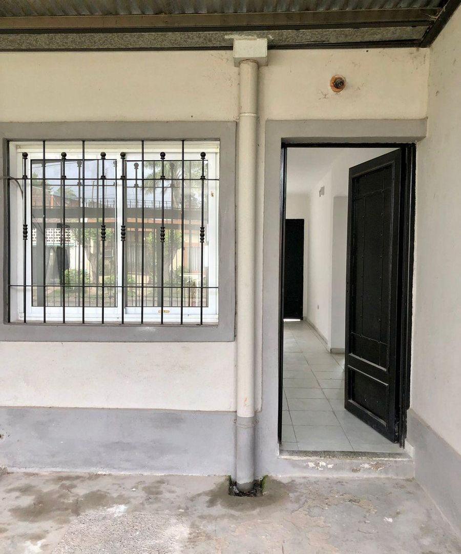 Foto de ALQUILER CASA CON GARAJE, imagen 1