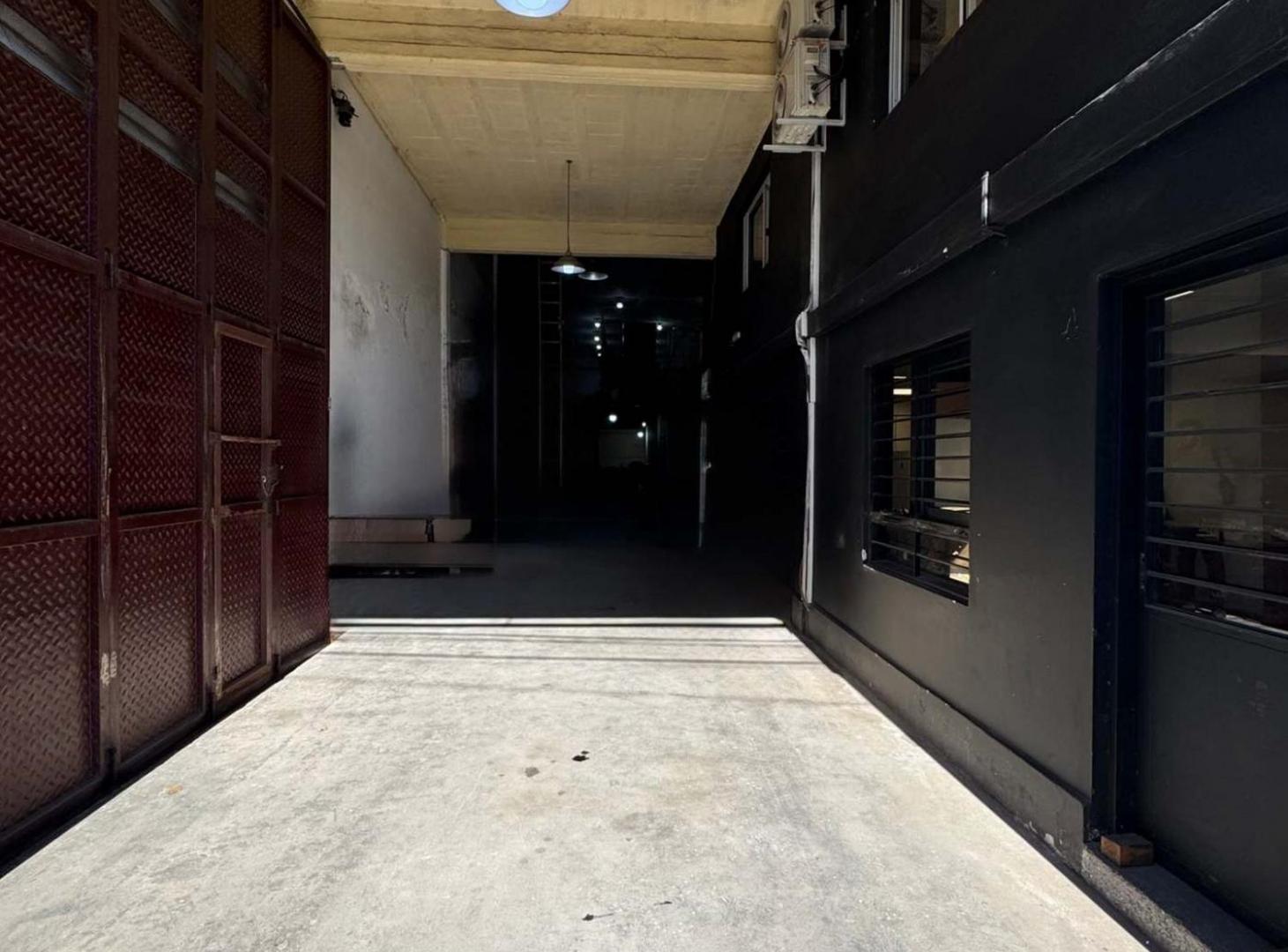 Foto de VENTA DE DEPOSITO CON OFICINAS, imagen 1