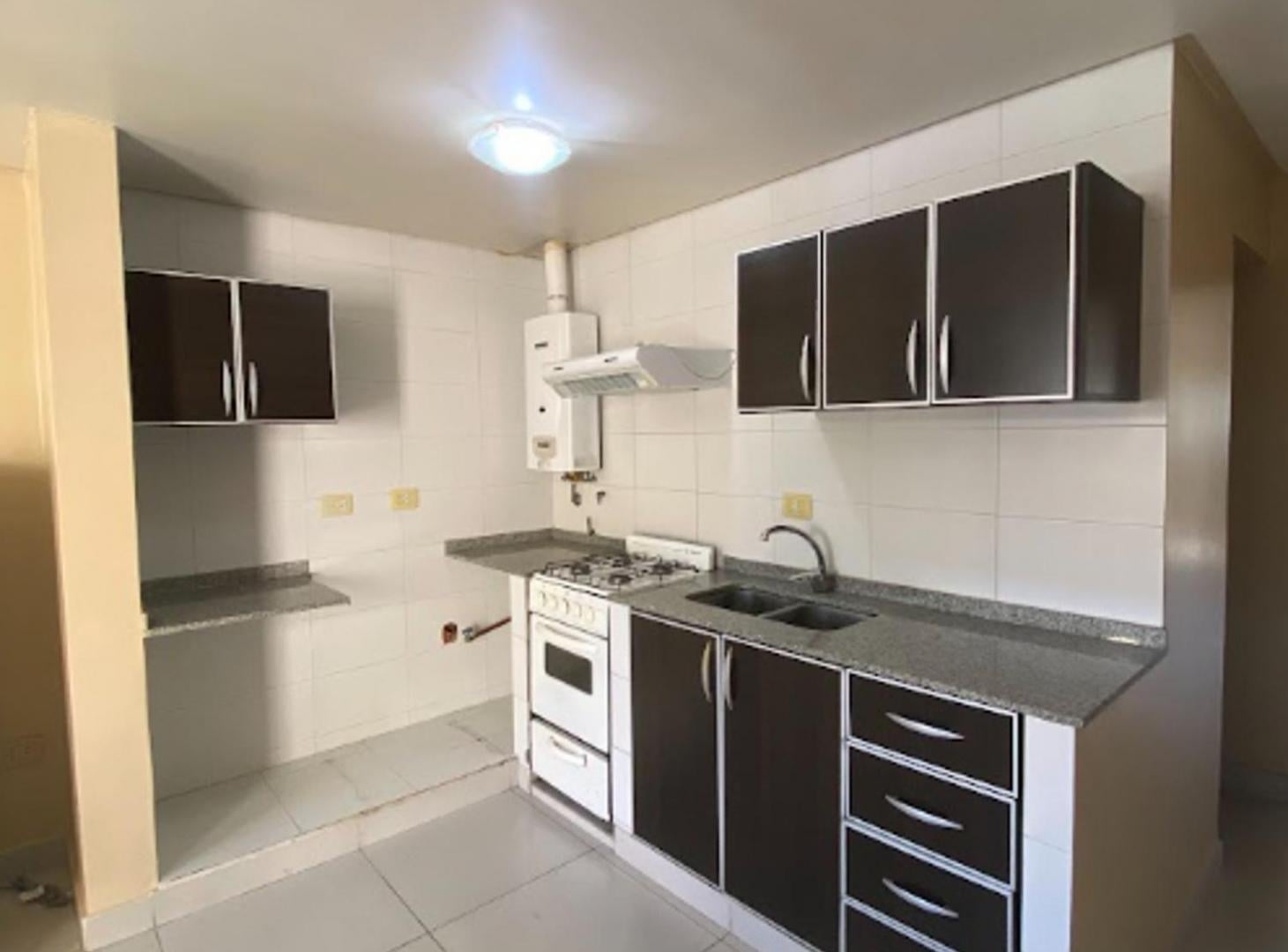 Foto de ALQUILER DPTO 1 DORM AMOBLADO FRENTE QUINTA AGRON, imagen 3