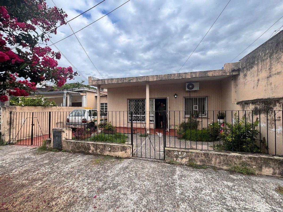 Foto de VENDO CASA A REFACCIONAR BARRIO SARMIENTO, imagen 1