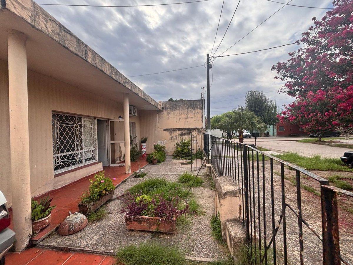 Foto de VENDO CASA A REFACCIONAR BARRIO SARMIENTO, imagen 3