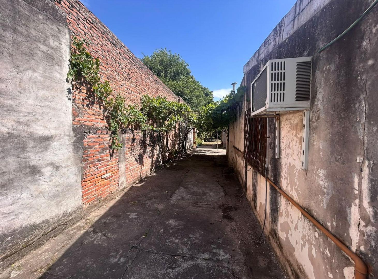 Foto de VENDO CASA A REFACCIONAR TERRENO 540 M2, imagen 2