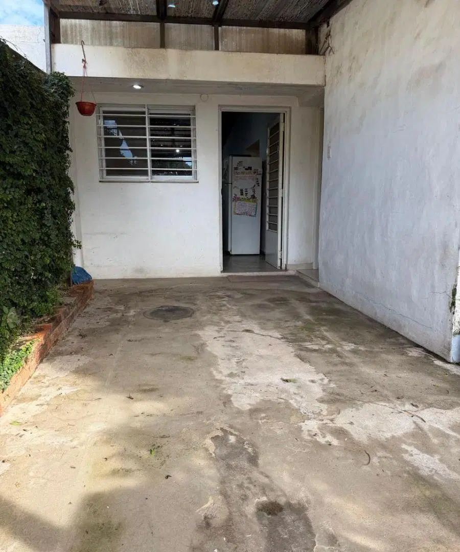 PASAJE ROCA 3208 - VENTA CASA 3 DORMITORIOS 4