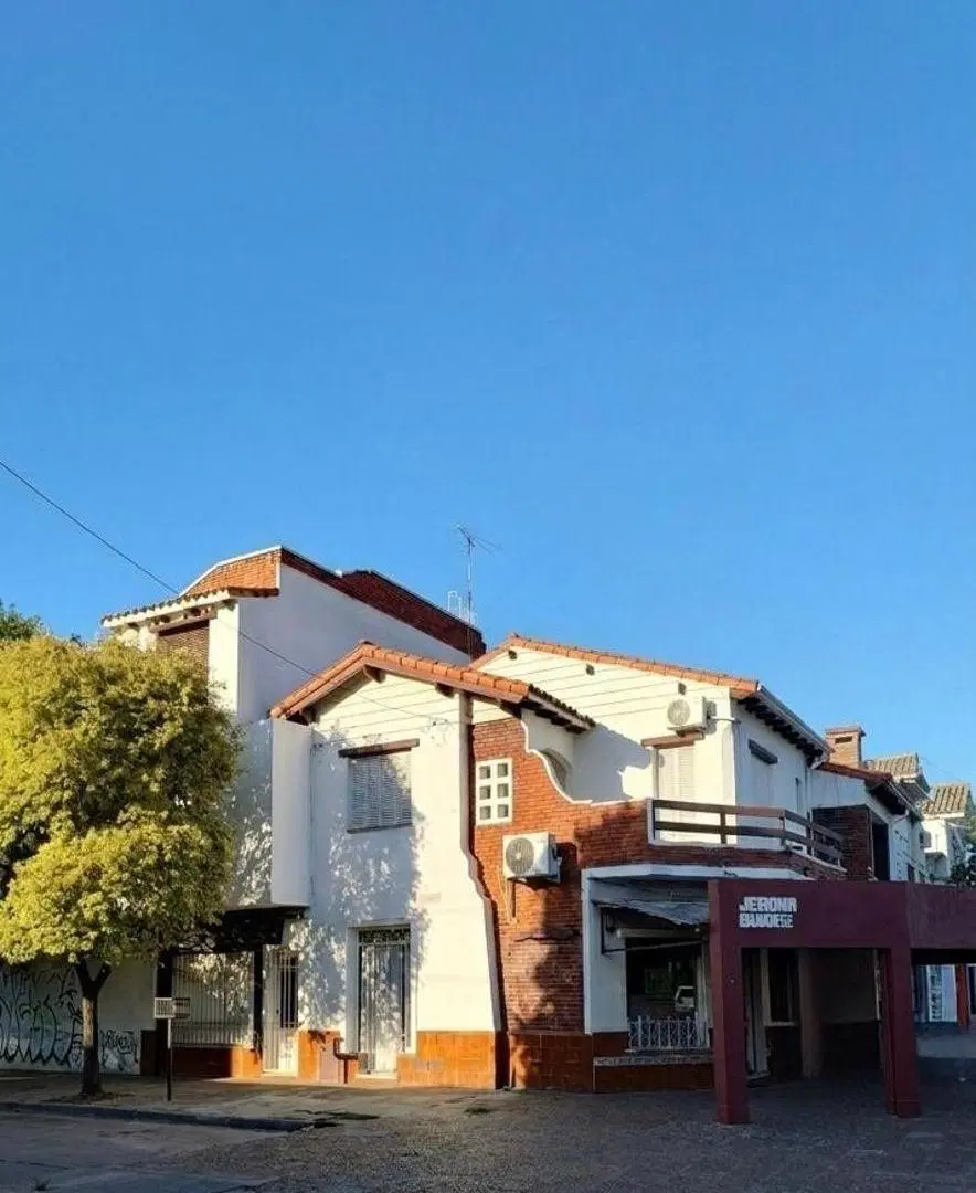 LOCALES COMERCIALES EN ZONA CENTRICA DE SANTO TOME 1