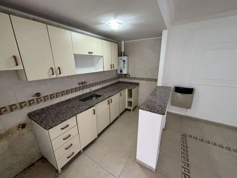 Alvear 3800 4