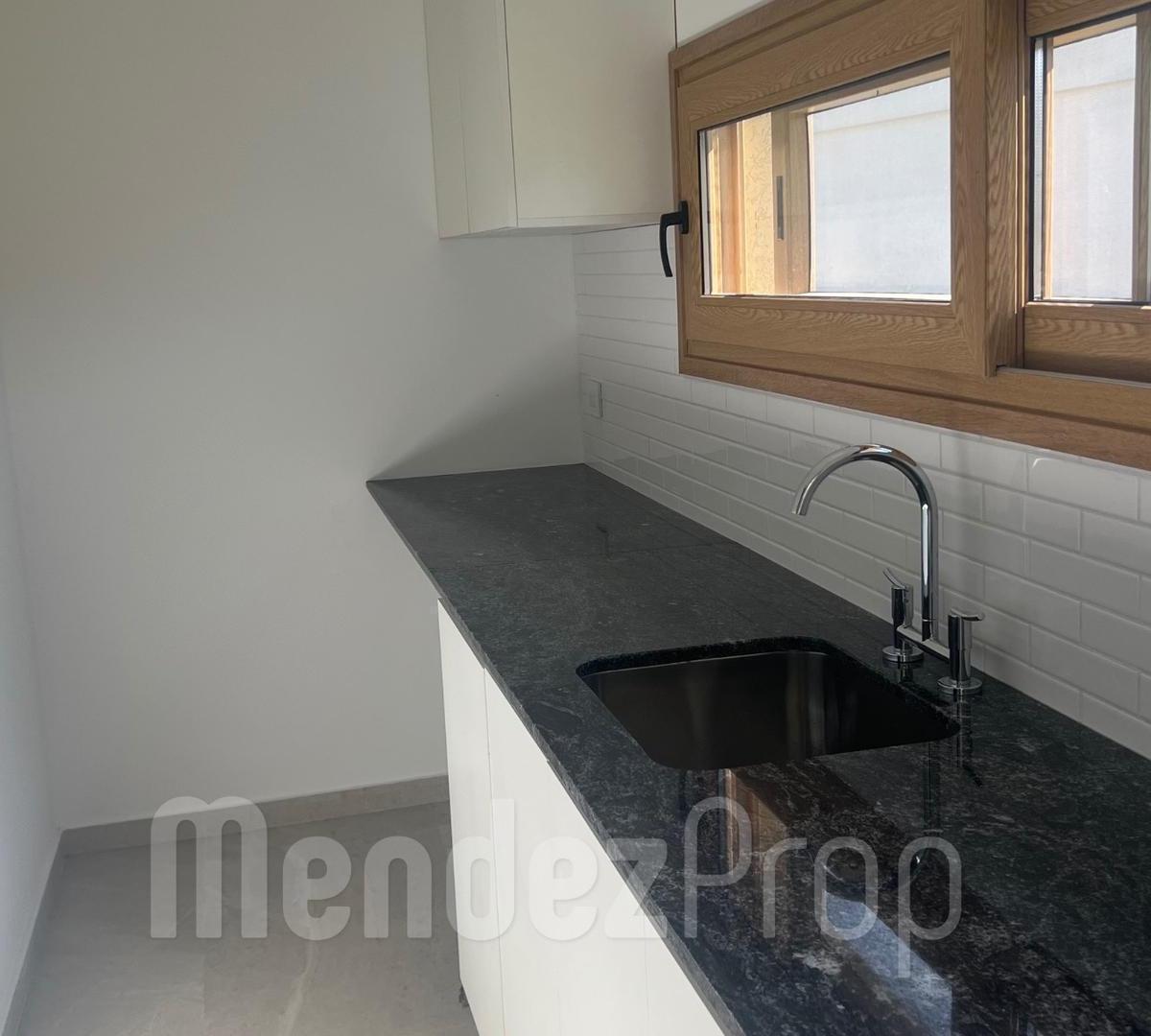 Venta Casa en Terralagos. Canning 3