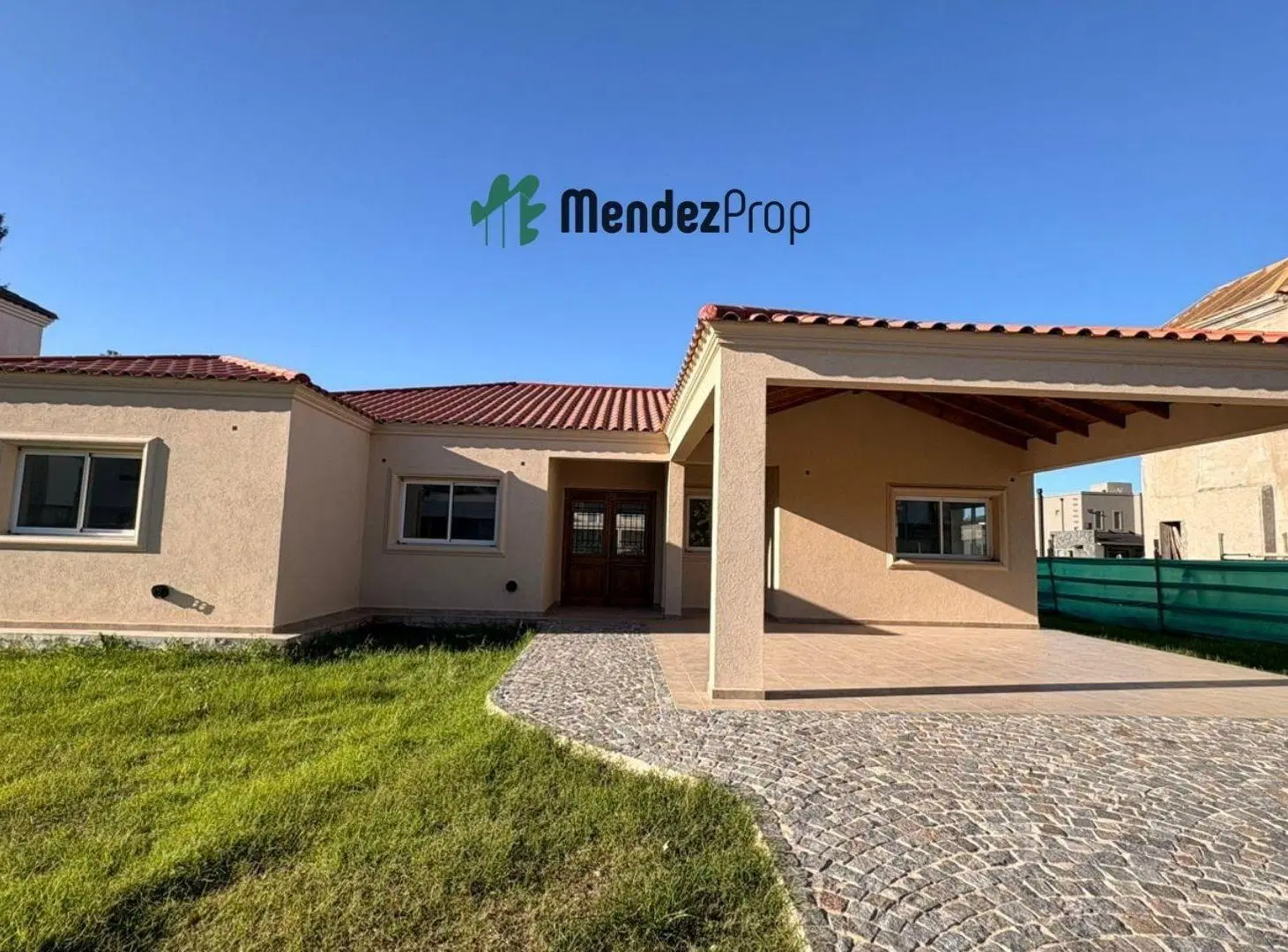 CASA A ESTRENAR EN EL REBENQUE 3