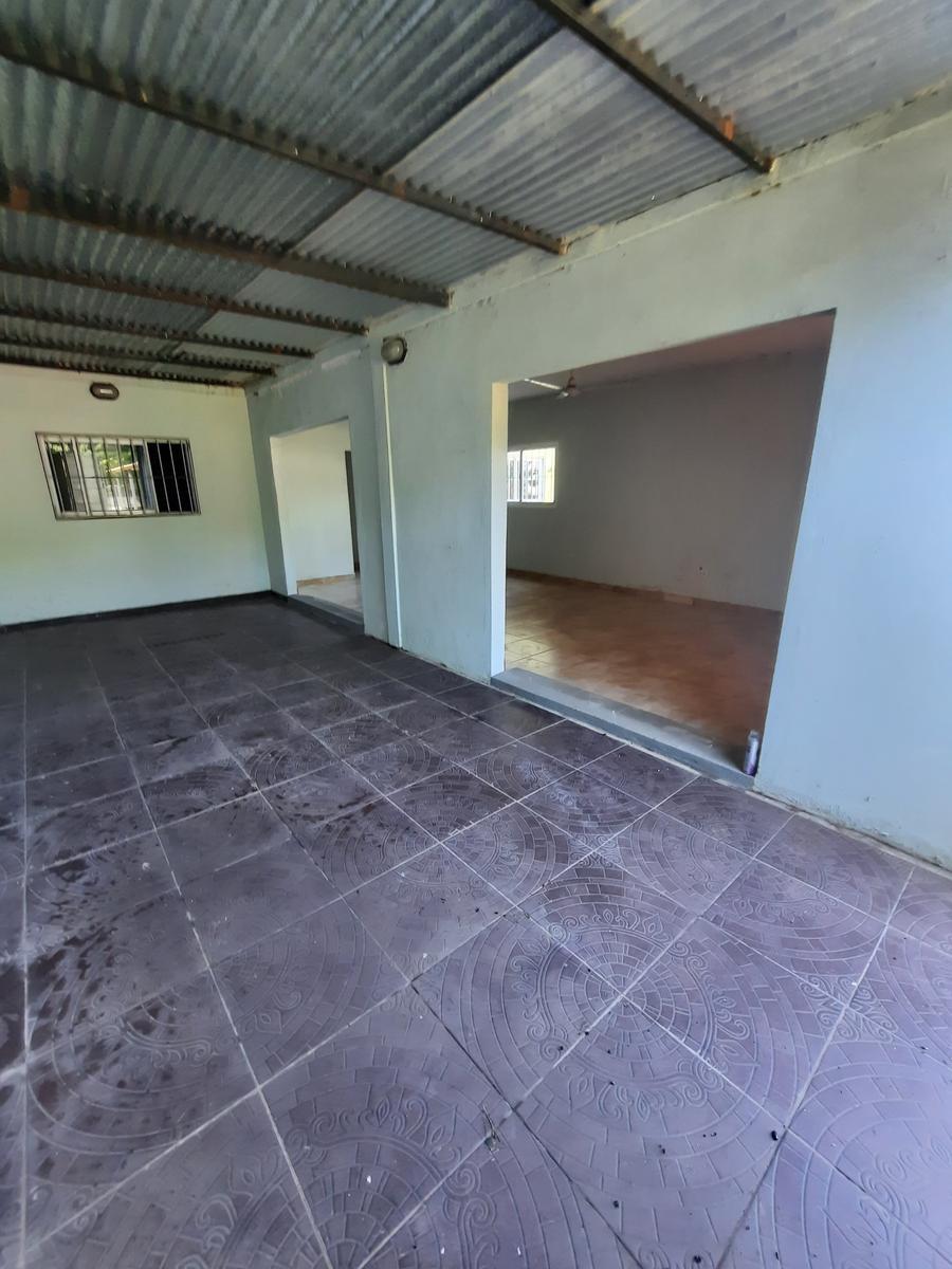 Casa en Venta de 5 Dorm. en Corrientes Ituzaigo 1