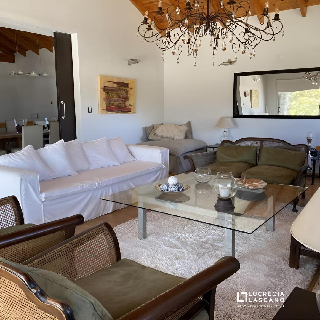 Casa en Chacras de La Villa - Ubicacion Central 4
