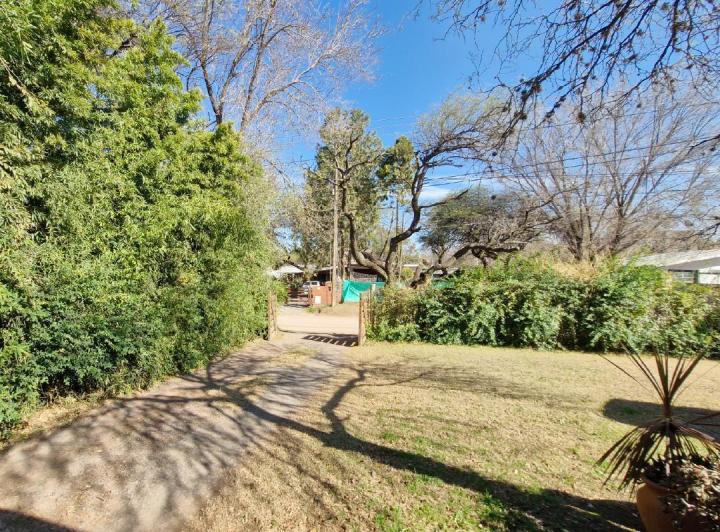 CASA EN VENTA DE DOS DORMITORIOS EN MENDIOLAZA GOLF 4